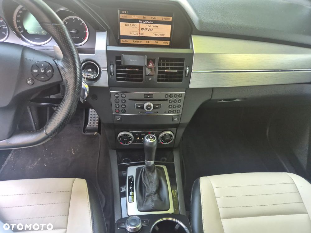 Mercedes-Benz GLK 220 CDI DPF 4Matic BlueEFFICIENCY 7G-TRONIC Edition 1 - 14