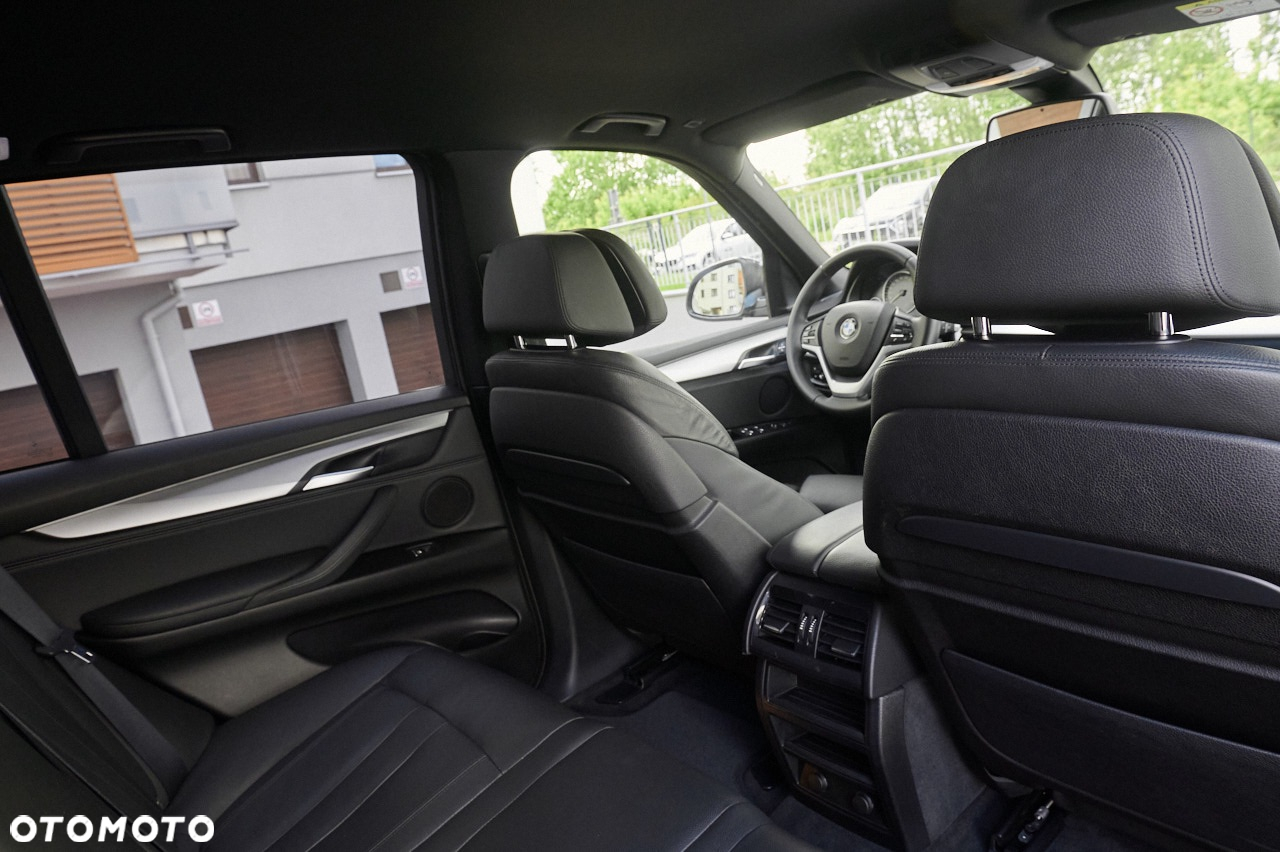 BMW X5 xDrive30d - 29