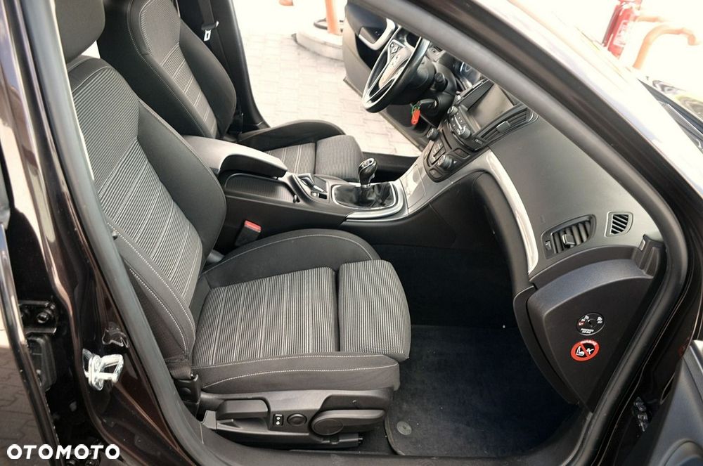 Opel Insignia - 20