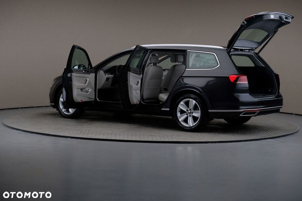 Volkswagen Passat Variant - 7