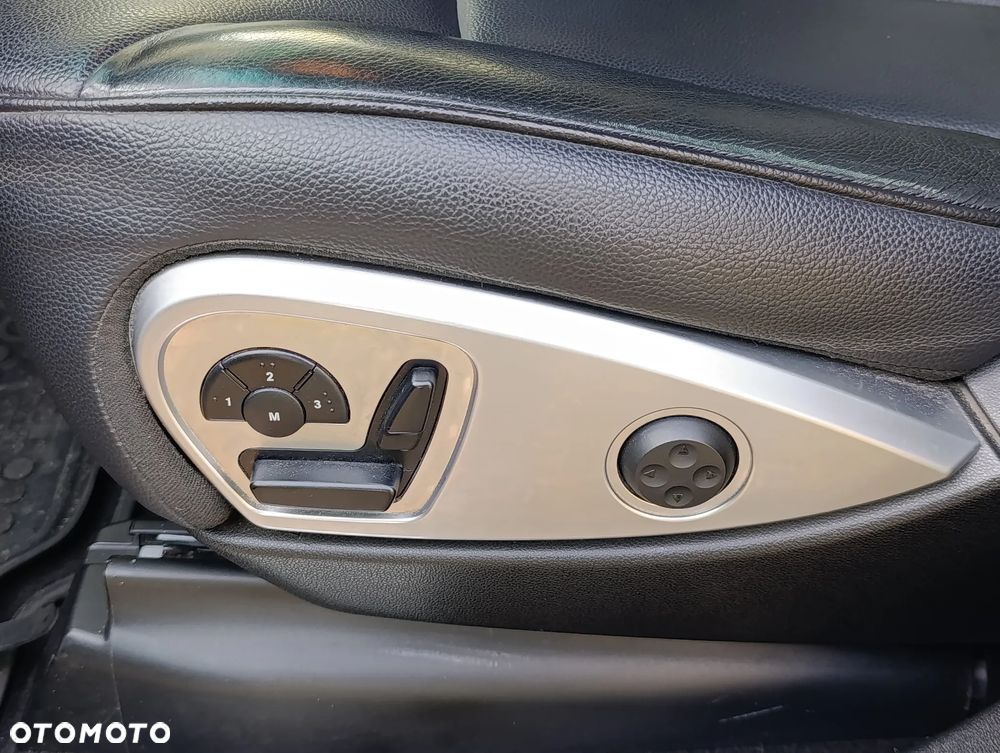 Mercedes-Benz GL 450 4Matic 7G-TRONIC - 23