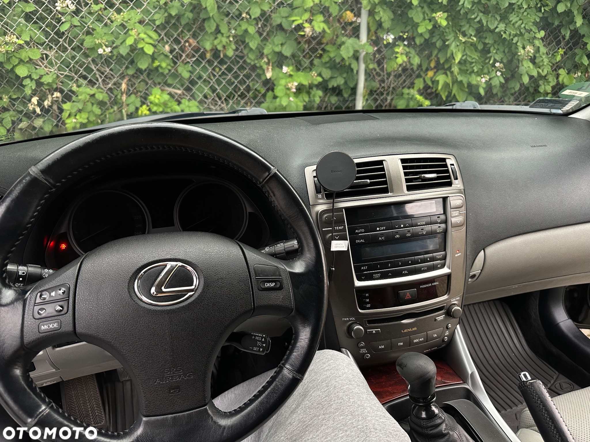 Lexus IS 220 D Prestige - 11