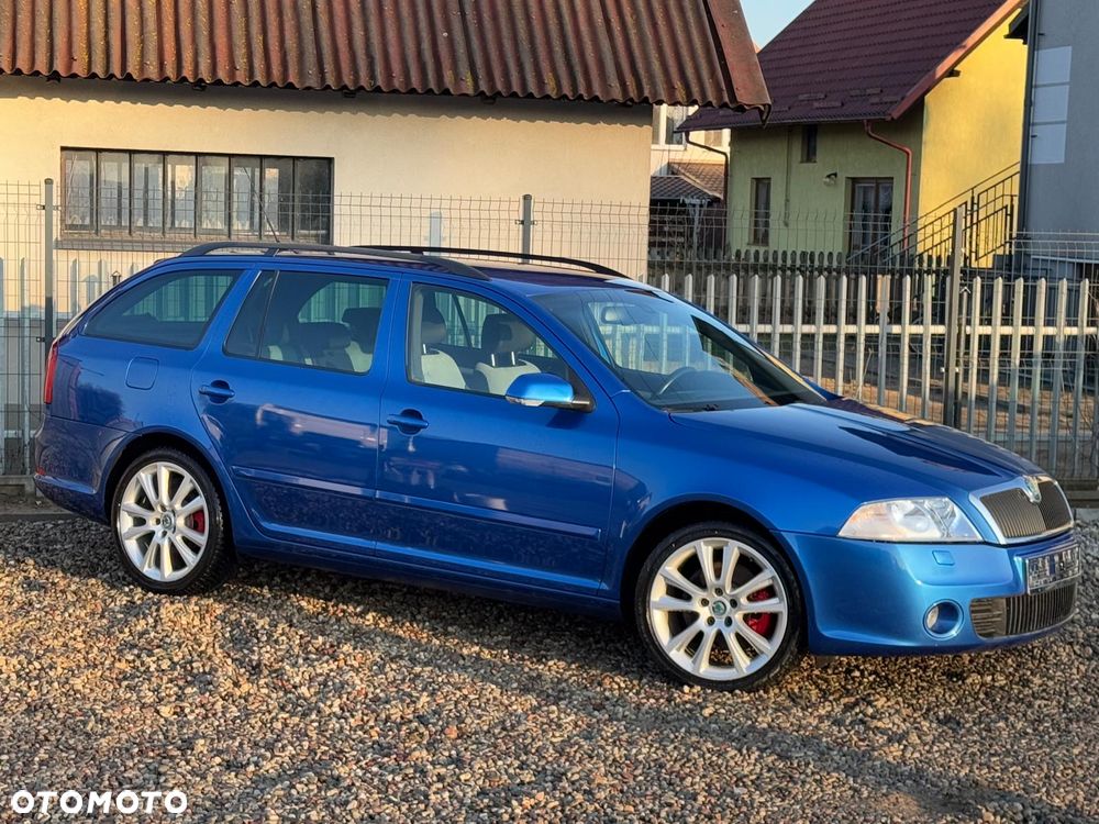 Skoda Octavia 2.0 TDI CR DPF DSG RS - 4