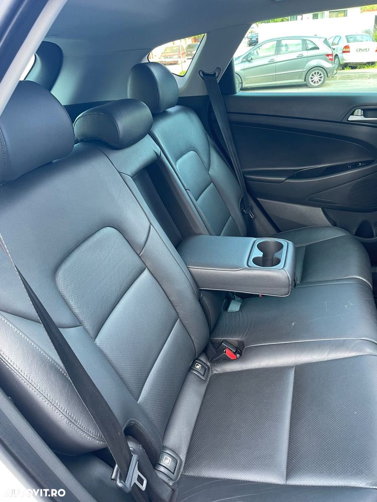 Hyundai Tucson blue 1.7 CRDi 2WD DCT Premium - 8