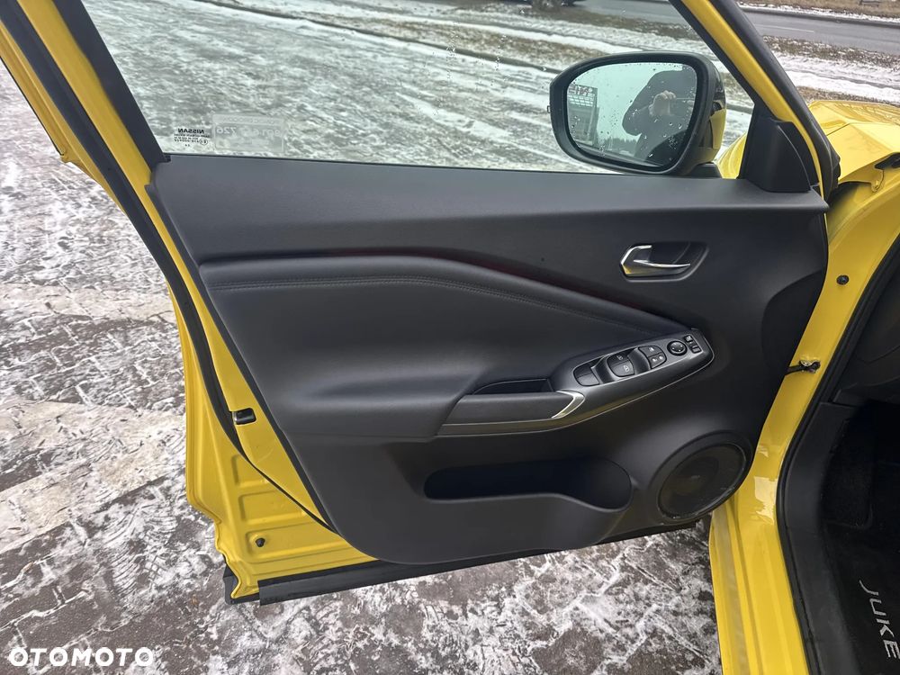 Nissan Juke 1.0 DIG-T N-Connecta DCT - 24