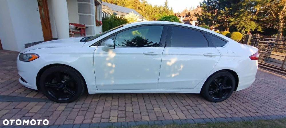 Ford Fusion - 1