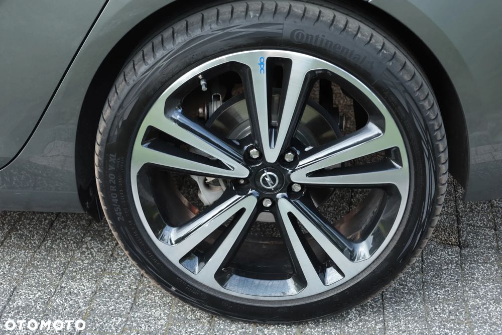 Opel Insignia - 26