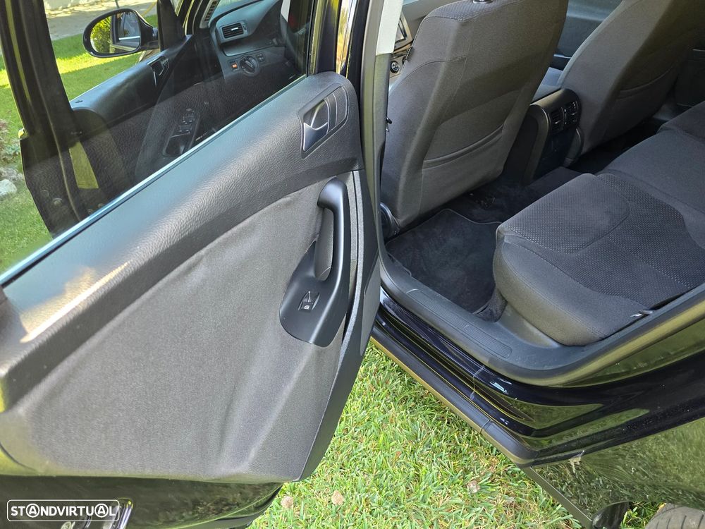 VW Passat Variant 1.9 TDi Confortline - 12