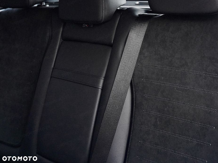 Mercedes-Benz GLC 200 mHEV 4-Matic AMG Line - 18