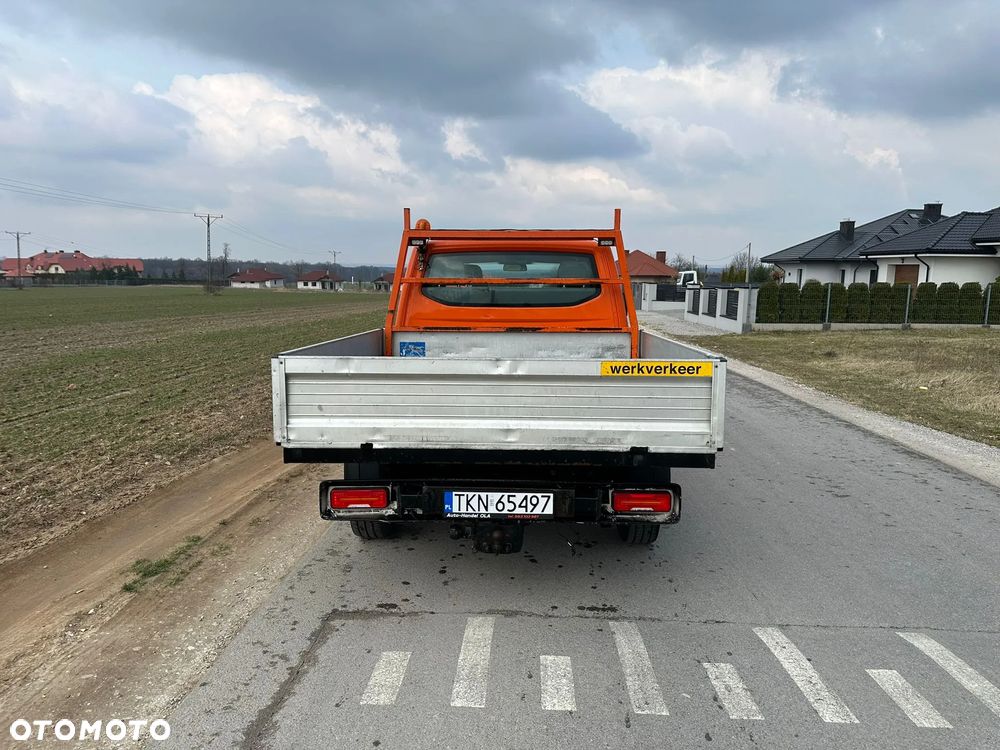 Volkswagen Transporter - 8