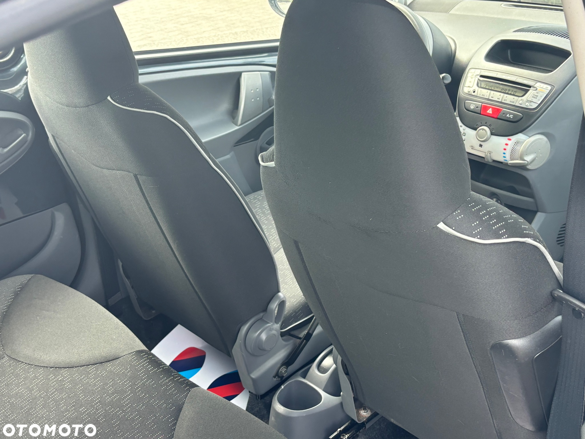 Peugeot 107 1.0 Trendy - 23