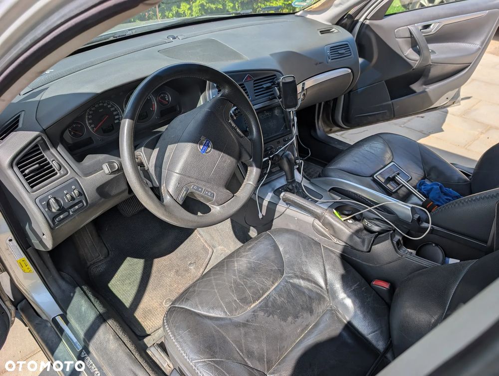 Volvo XC 70 D5 AWD Black Edition - 1