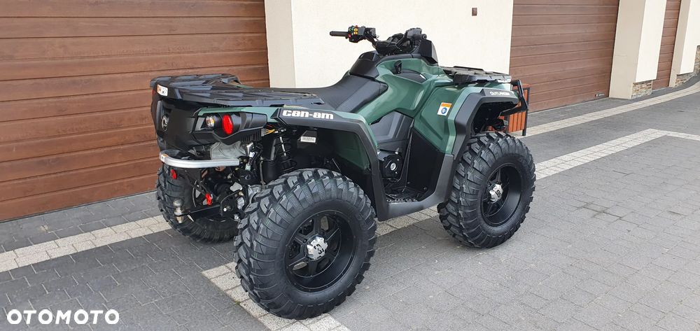 Can-Am Outlander - 4
