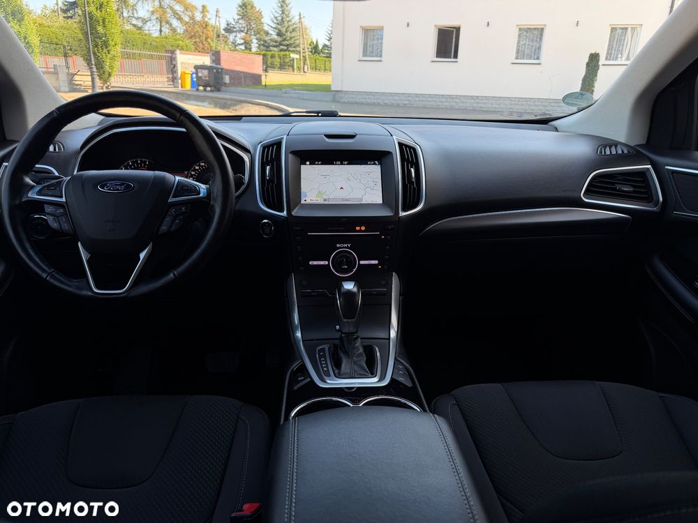 Ford Edge 2.0 TDCi Bi-Turbo 4x4 Titanium - 28