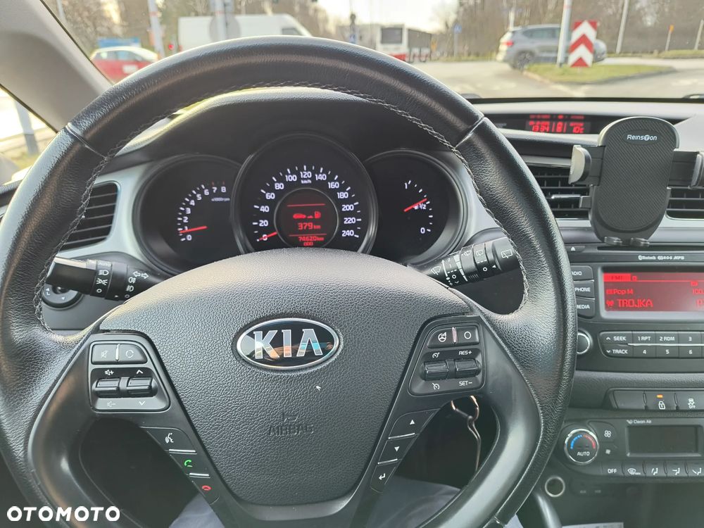Kia Ceed - 6