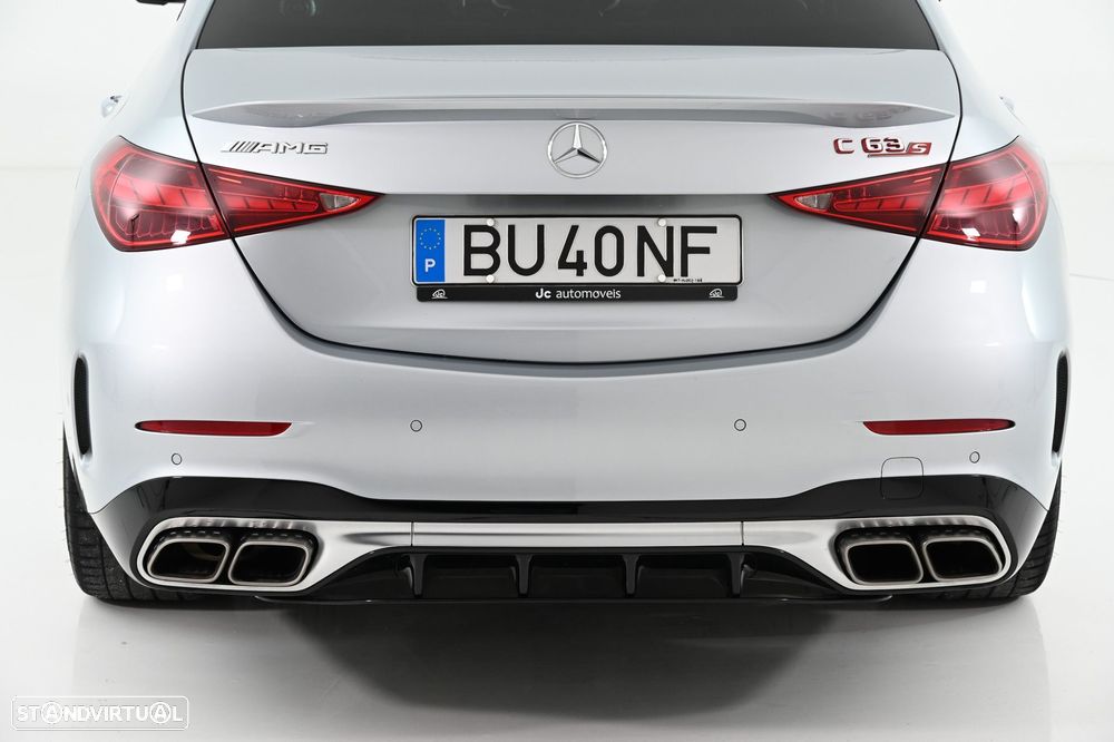 Mercedes-Benz C 63 AMG S E Performance 4Matic - 12