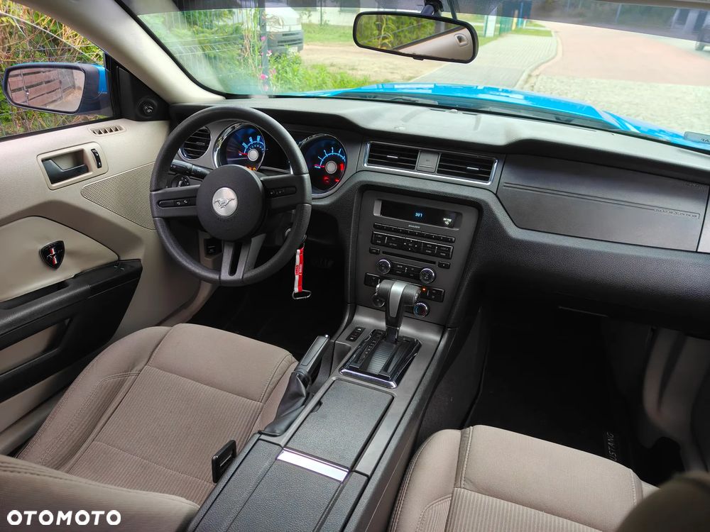 Ford Mustang - 16