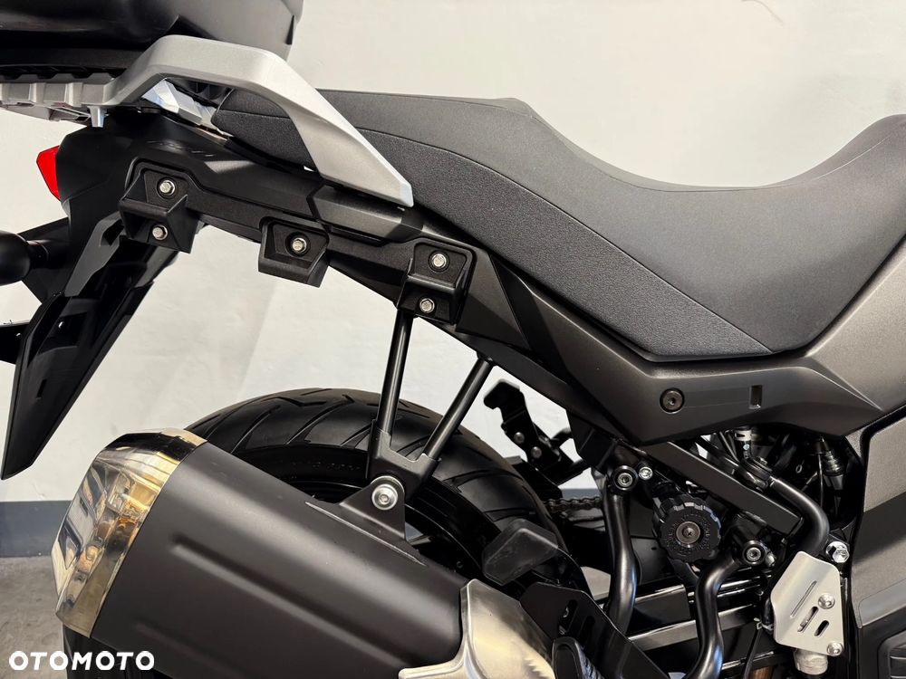 Suzuki V-STROM - 36