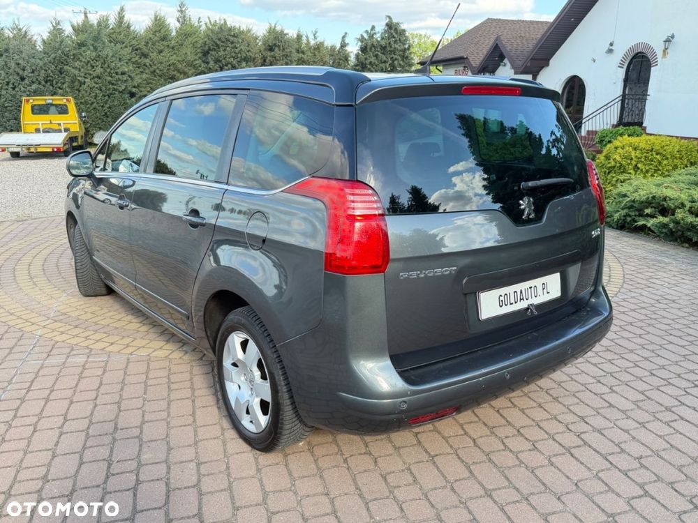 Peugeot 5008 - 15