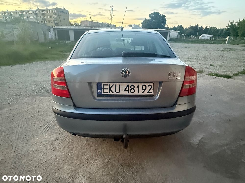 Skoda Octavia 1.6 Style - 14