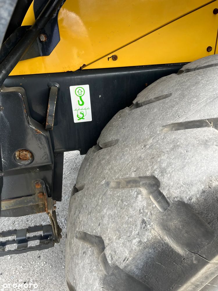 Komatsu WA270 z wagą  * Stan idealny - 31
