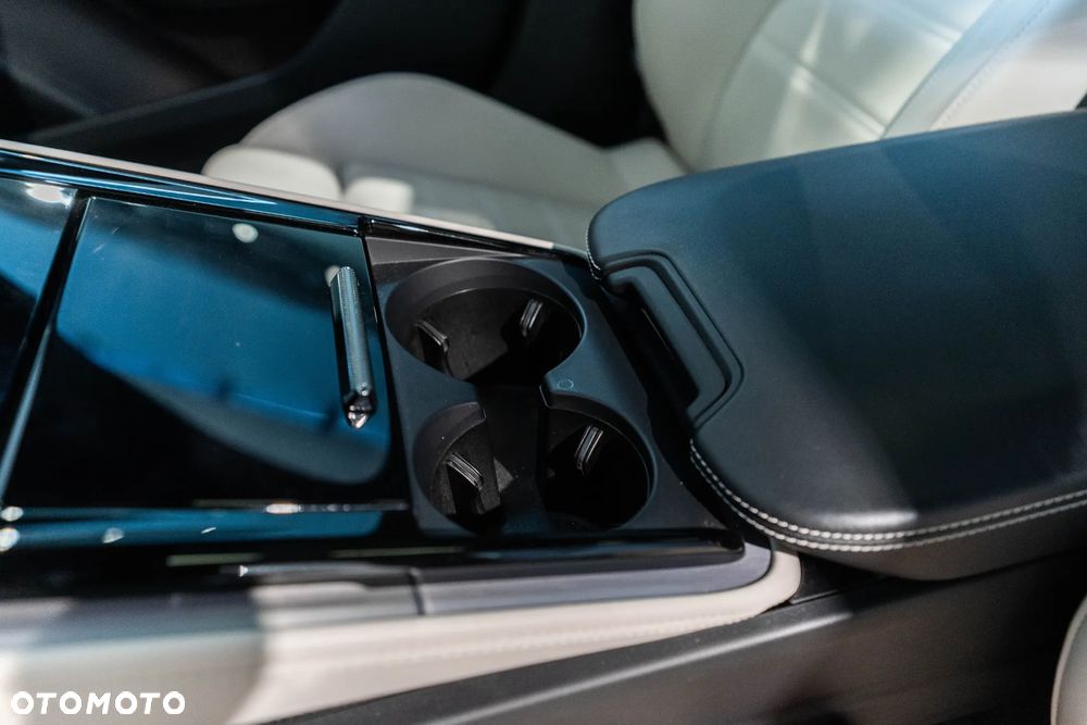 Porsche Panamera 4S E-Hybrid PHEV - 23