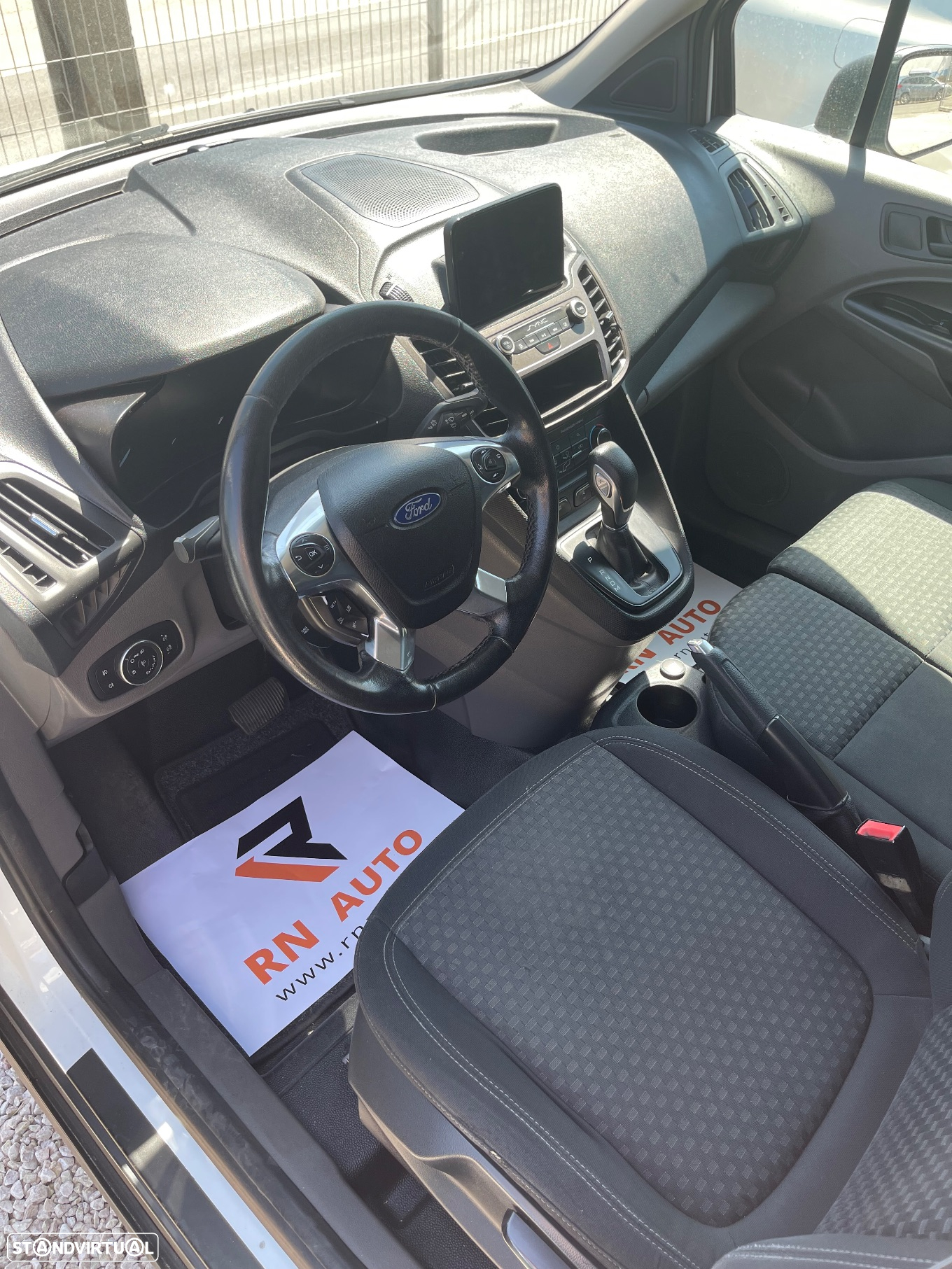 Ford Transit Connect 1.5 TDCi 230 L2 Trend Aut. - 18