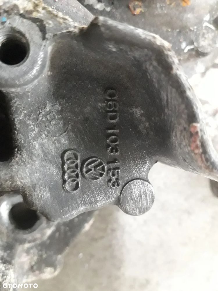 obudowa osłona rozrządu uszczelniacza 06D103153  A6 C6 2.0 FSI TFSI BPJ - 4