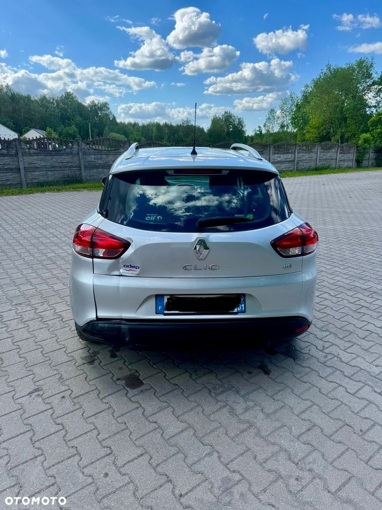 Renault Clio - 6