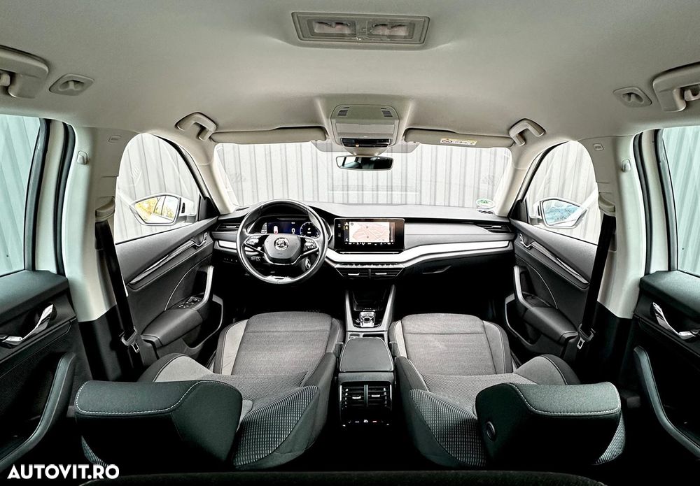 Skoda Octavia Combi 2.0 TDI DSG Ambition - 11