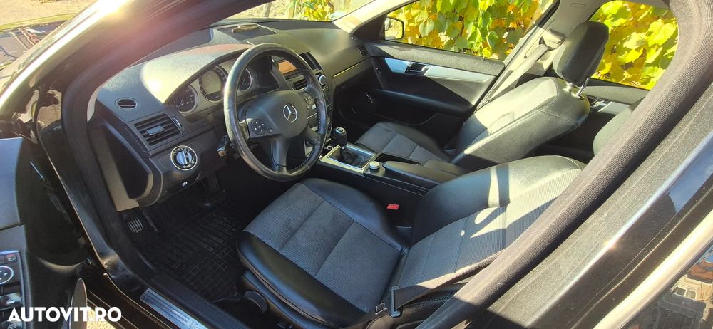 Mercedes-Benz C 200 CDI - 18