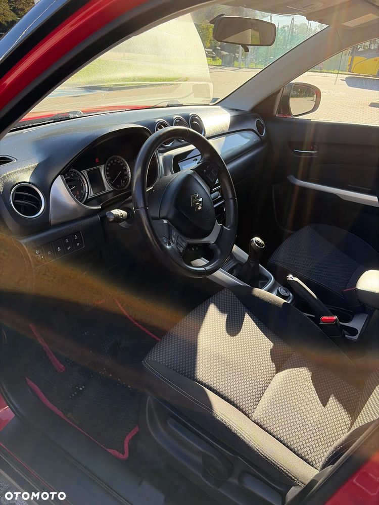 Suzuki Vitara 1.6 Premium 4WD - 6