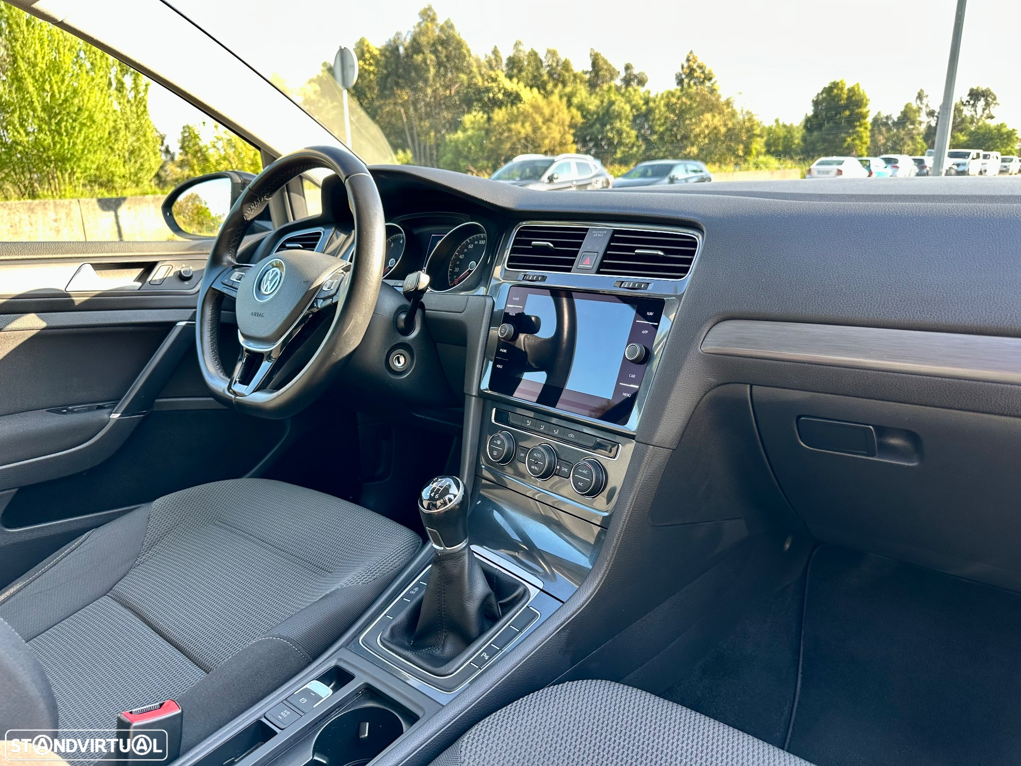 VW Golf 1.0 TSI Confortline - 32