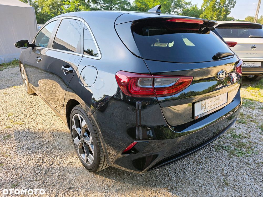 Kia Ceed - 30