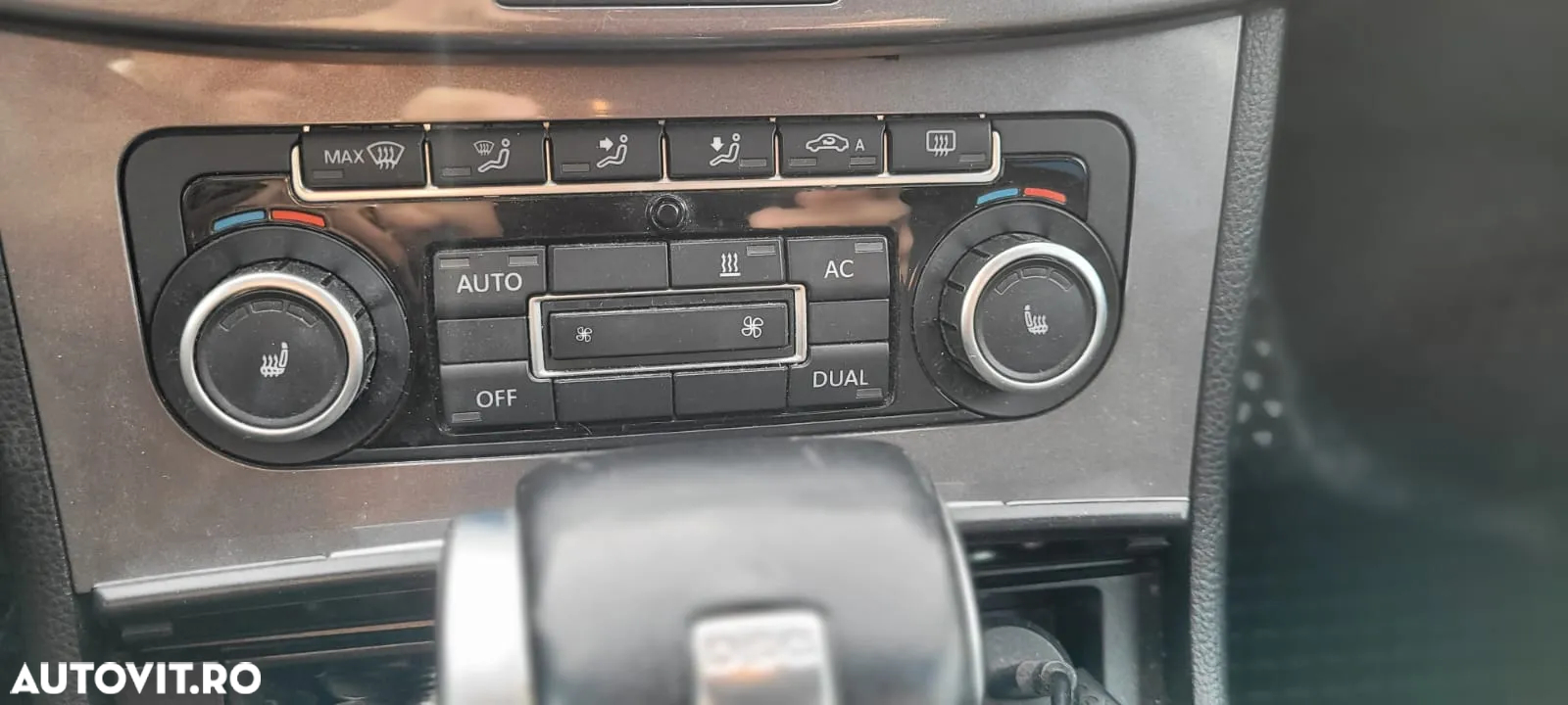 Volkswagen Passat Variant 2.0 TDI DPF DSG Highline - 13