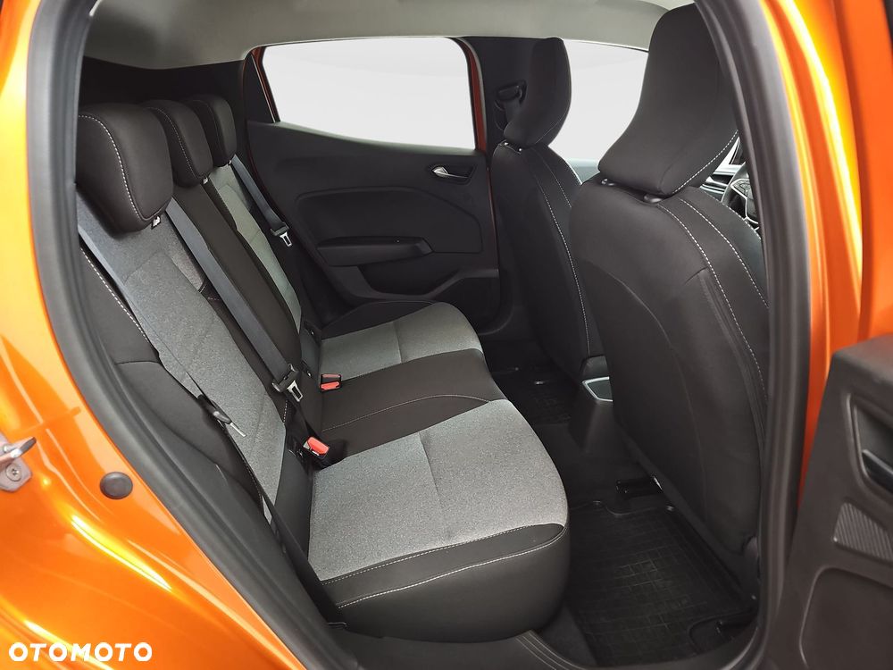 Renault Clio 1.0 TCe Evolution - 27