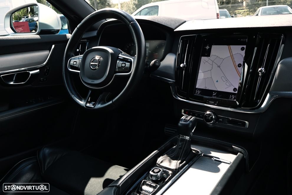 Volvo V90 2.0 D4 R-Design Geartronic - 12