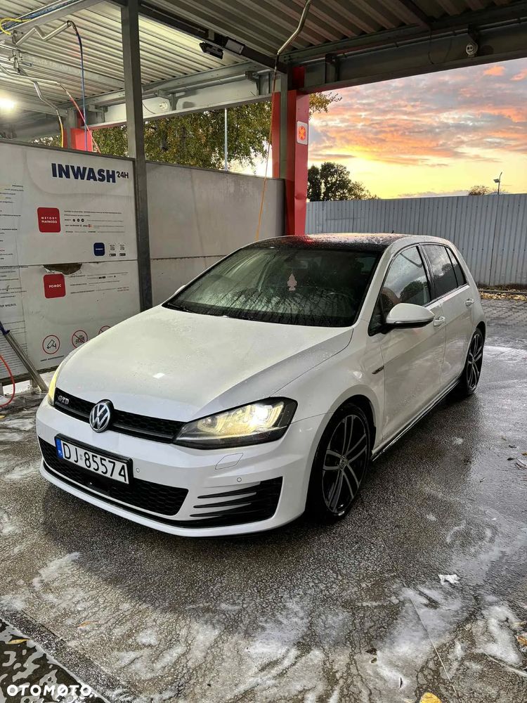 Volkswagen Golf VII 2.0 TDI BMT GTD DSG - 3