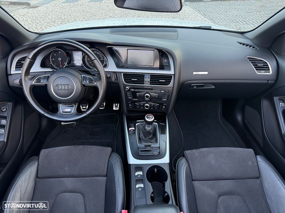 Audi A5 Cabrio 2.0 TDi S-line - 3