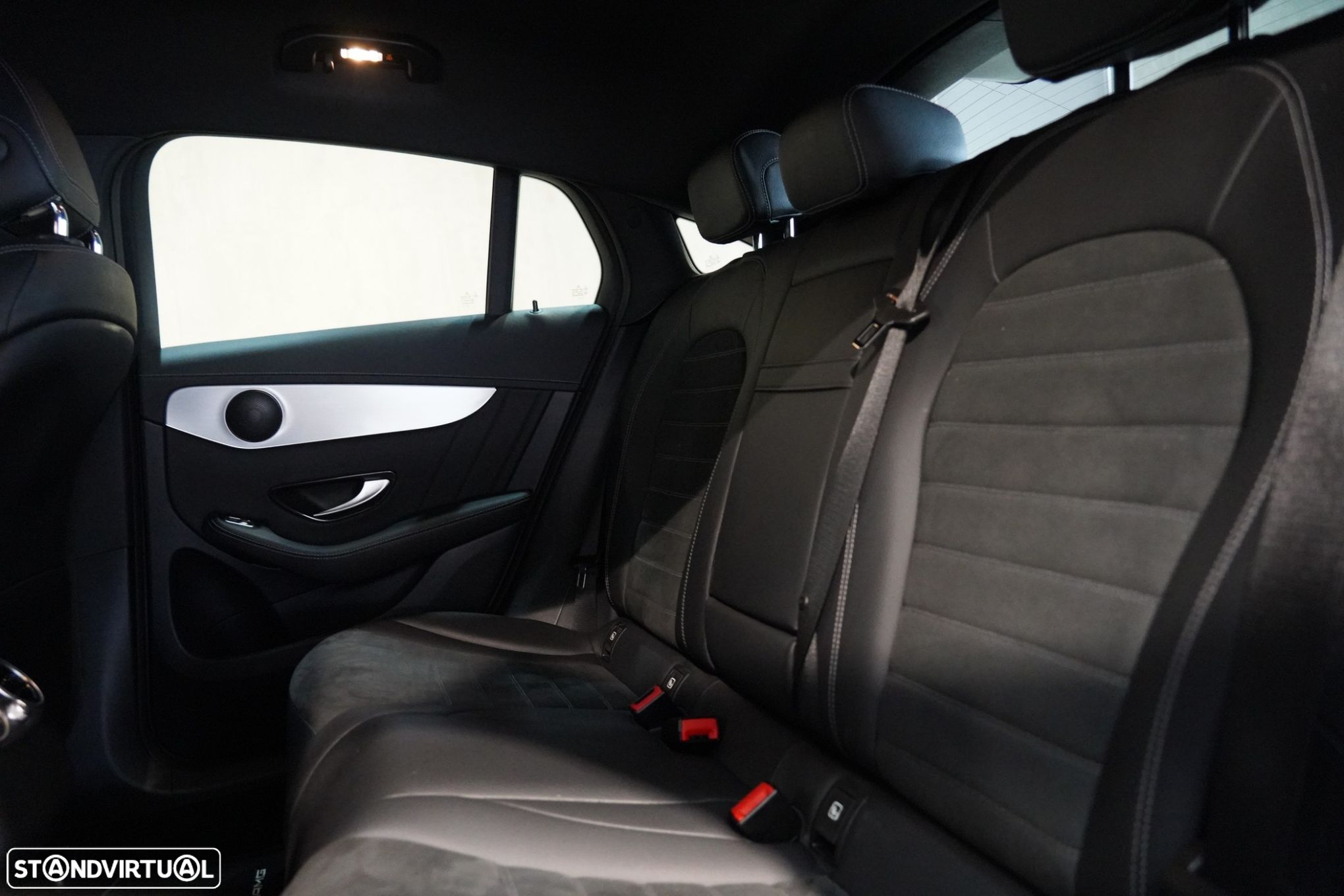 Mercedes-Benz GLC 220 - 23