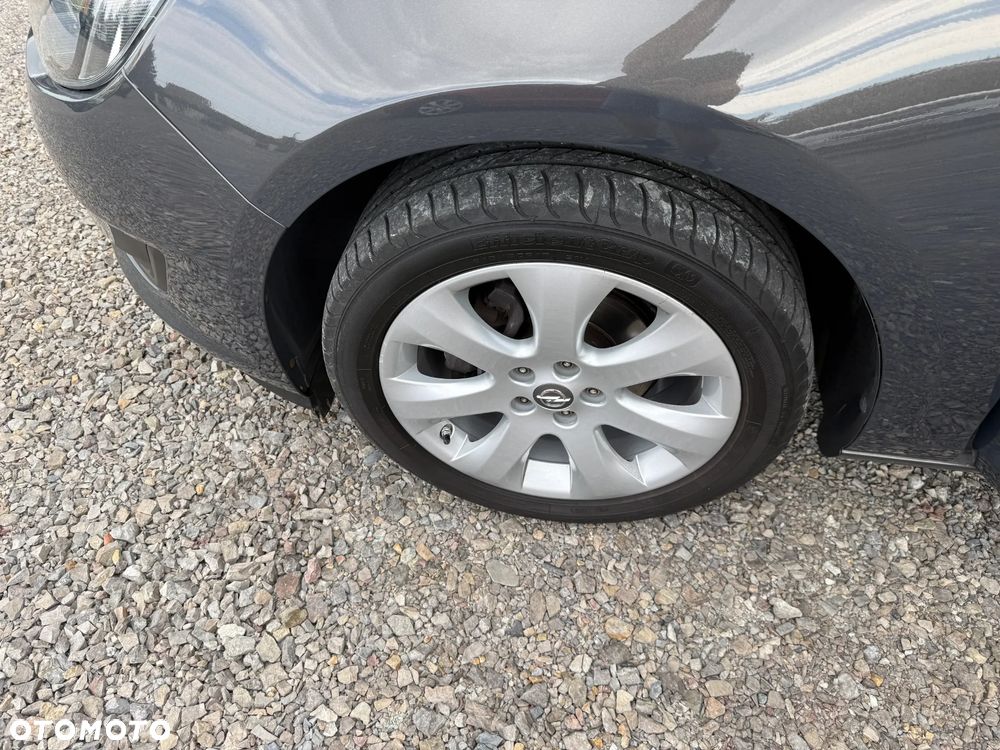 Opel Astra 1.4 T Cosmo S&S EU6 - 32