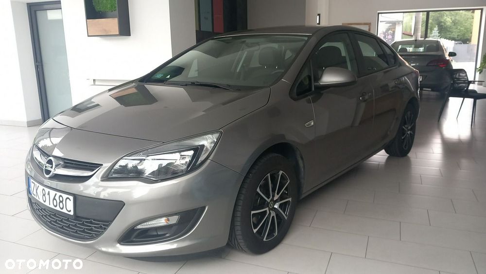 Opel Astra 1.4 T Active EU6 - 4