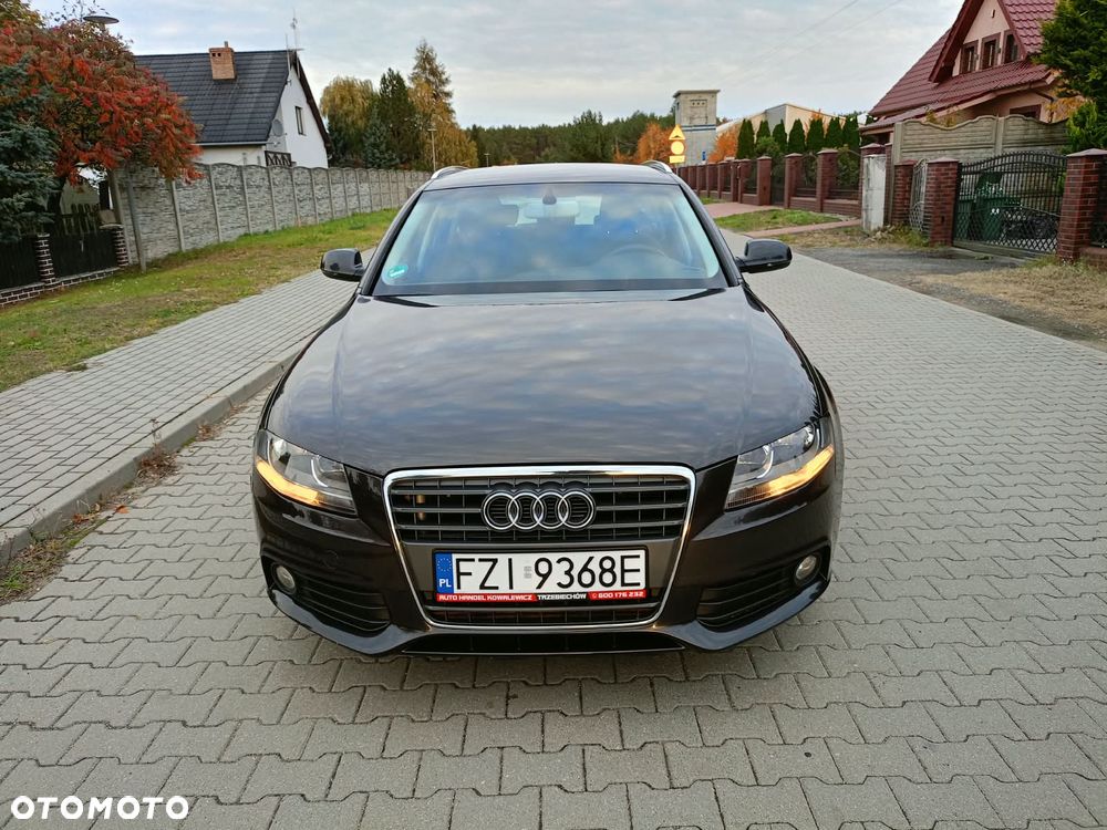 Audi A4 Avant - 2