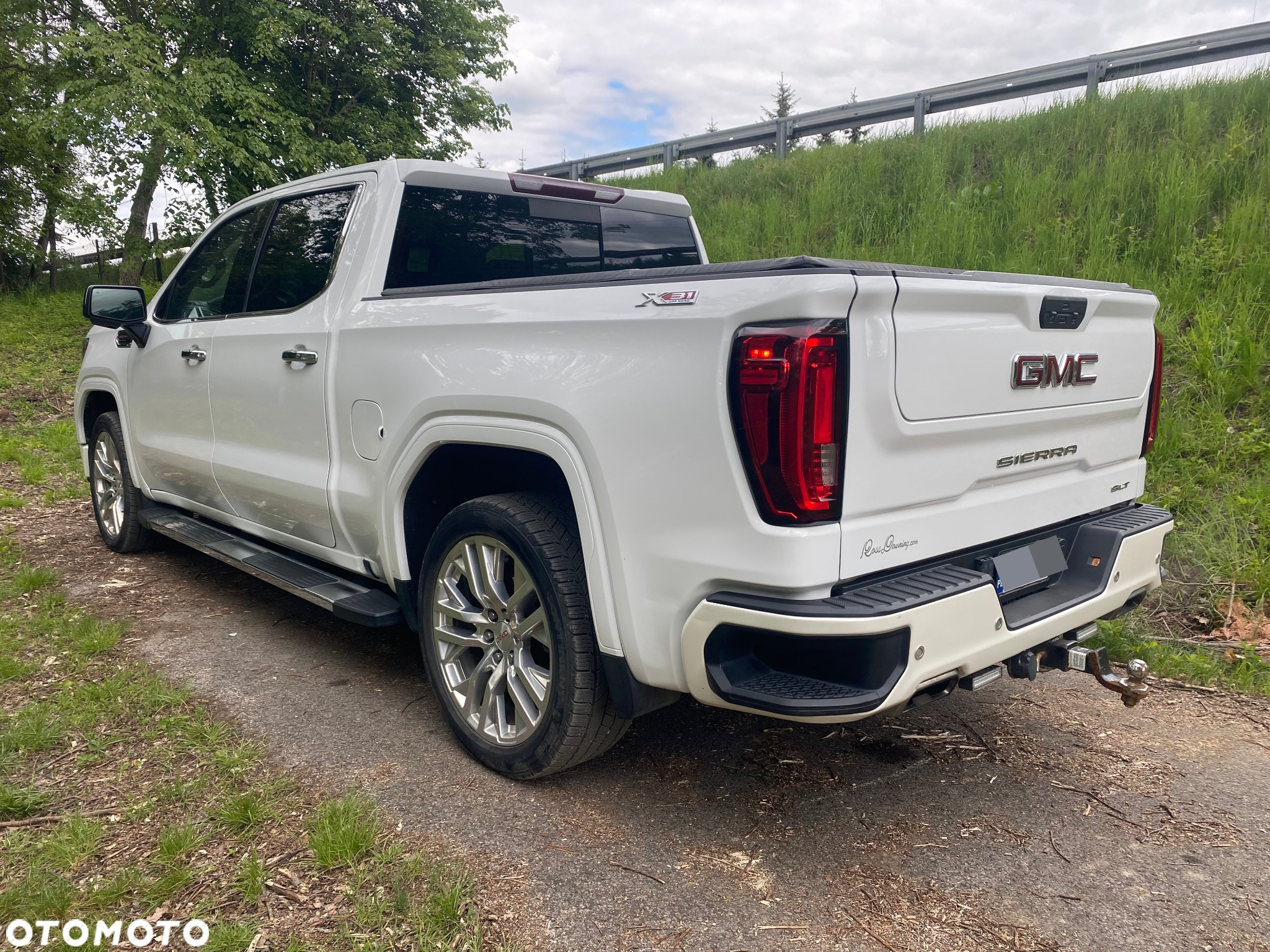 GMC Sierra - 4