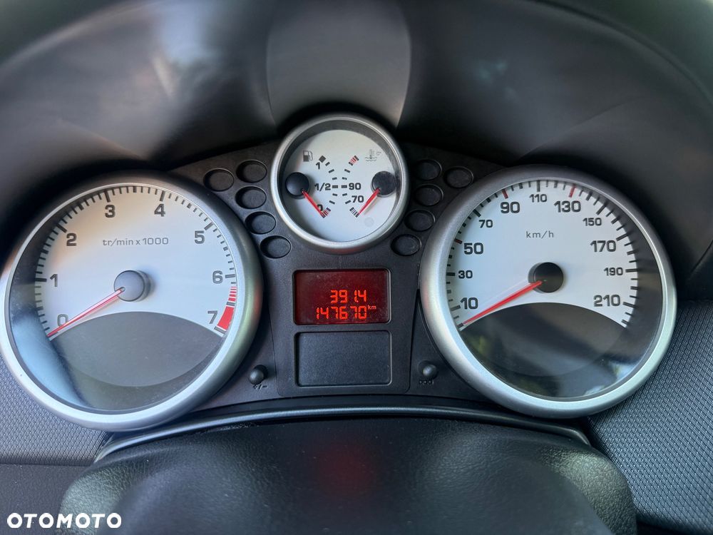 Peugeot 207 1.4 16V Trendy - 8