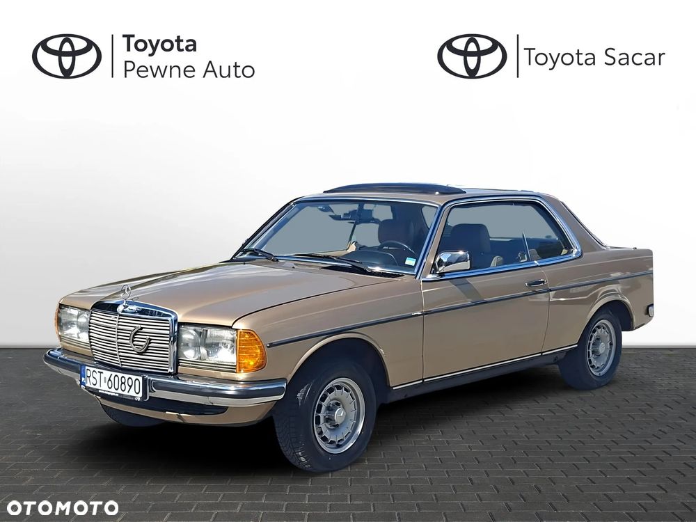 Mercedes-Benz W123 - 1