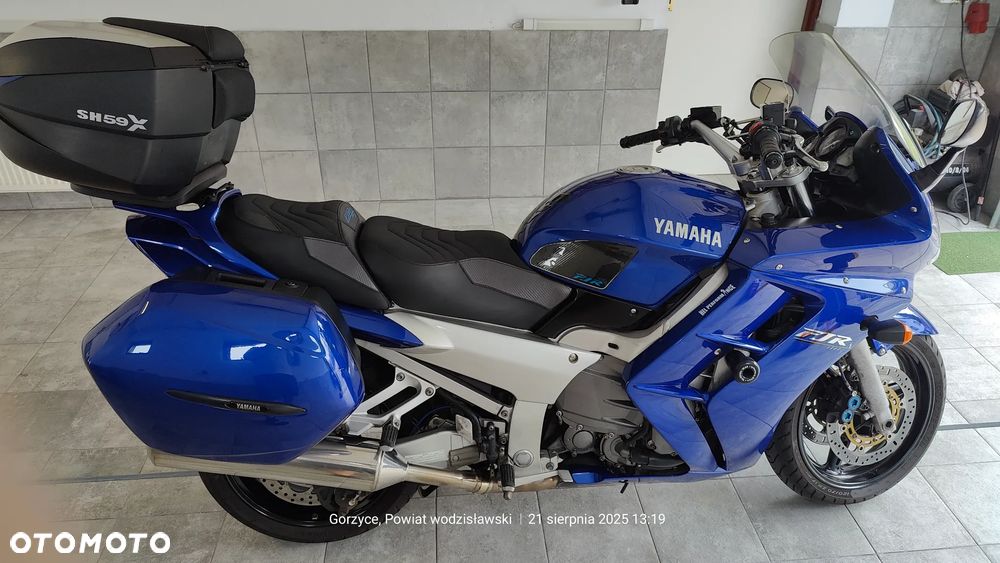 Yamaha FJR - 9
