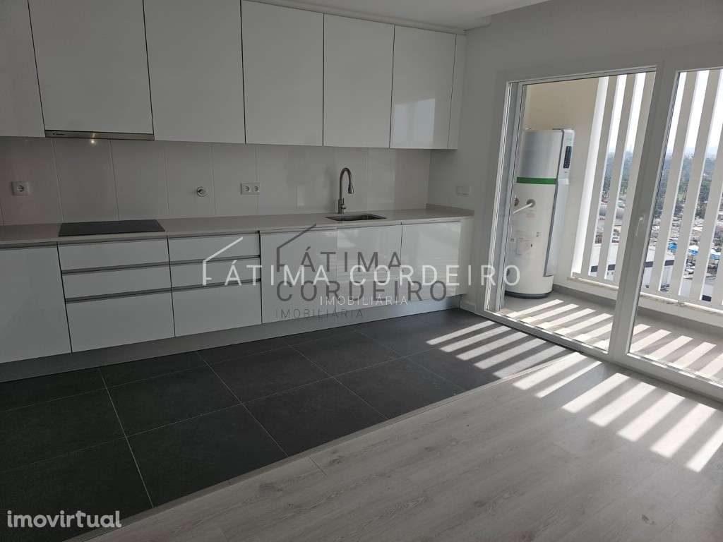 Apartamento T3 em Construção com parqueamento | Zona Premium de Val... - Grande imagem: 4/9