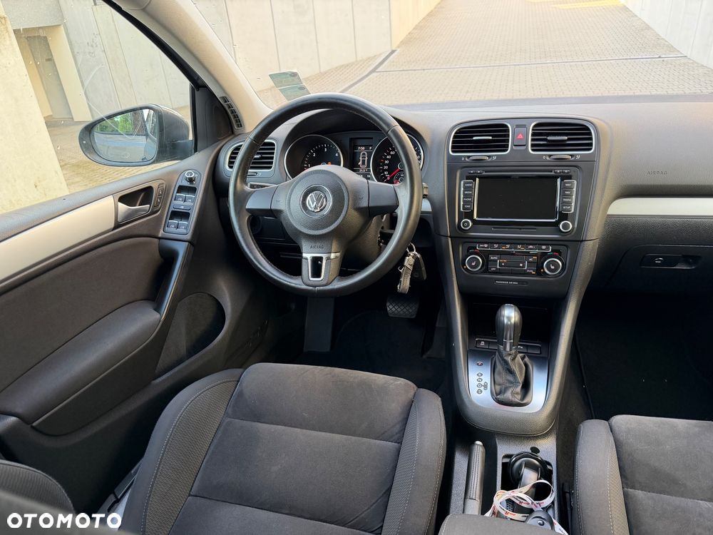 Volkswagen Golf 2.0 TDI DPF DSG Highline - 14