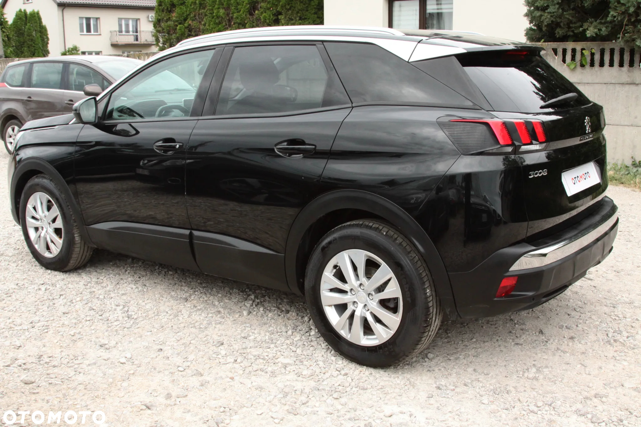 Peugeot 3008 1.6 BlueHDi Active S&S EAT6 - 9